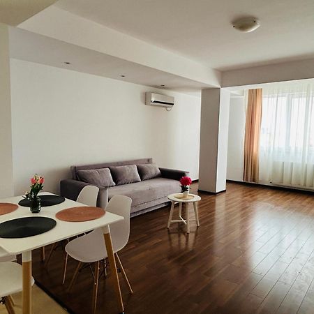 Summerland Apartmants mamaia nord Apartment Bagian luar foto