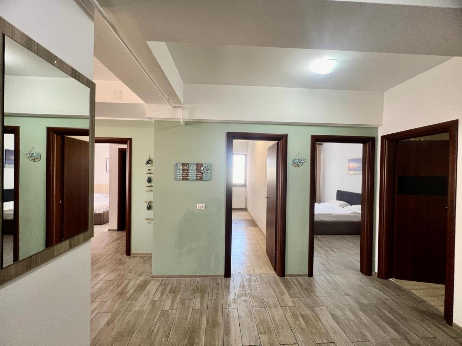 Summerland Apartmants mamaia nord Apartment Bagian luar foto