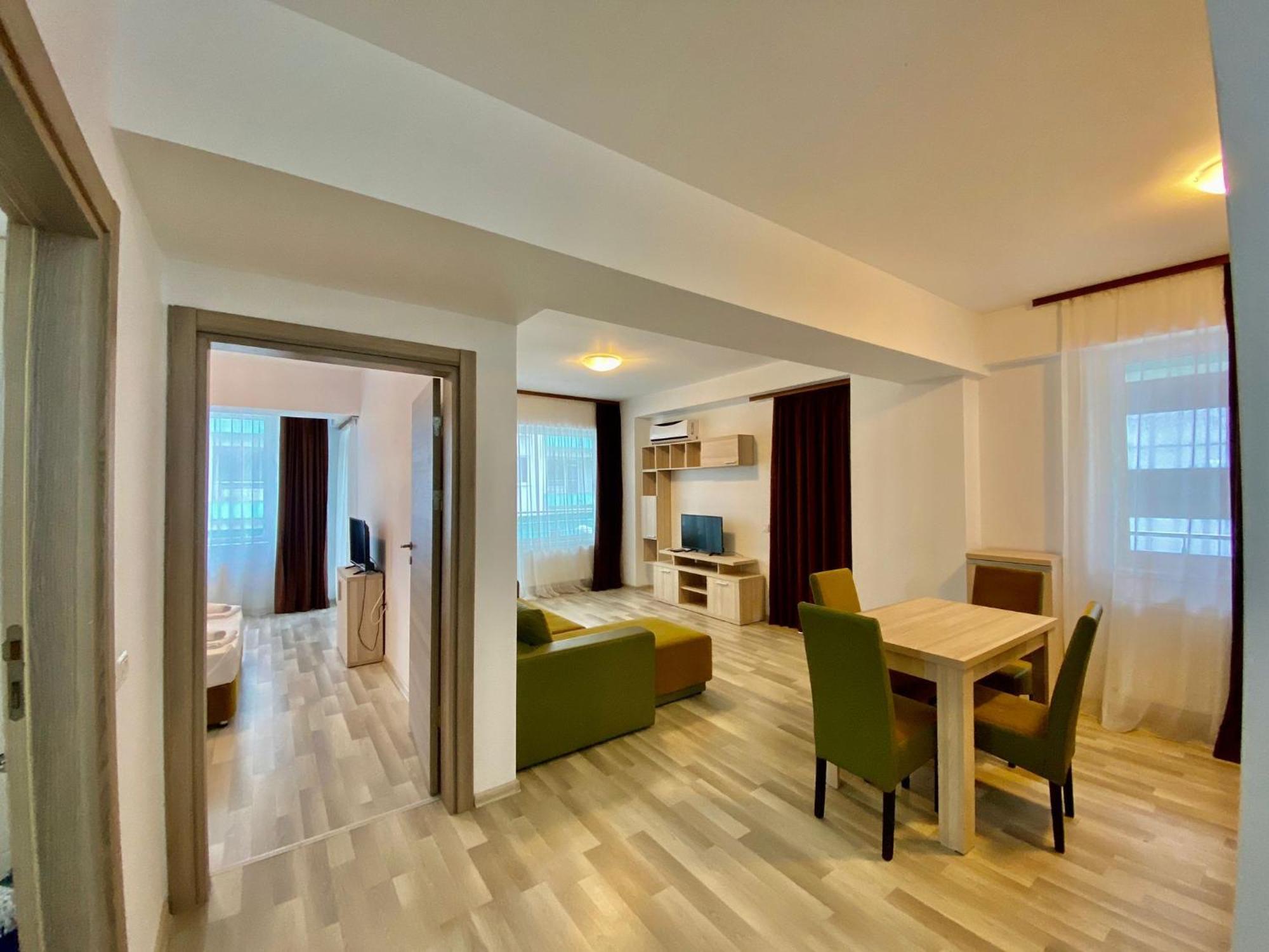 Summerland Apartmants mamaia nord Apartment Bagian luar foto