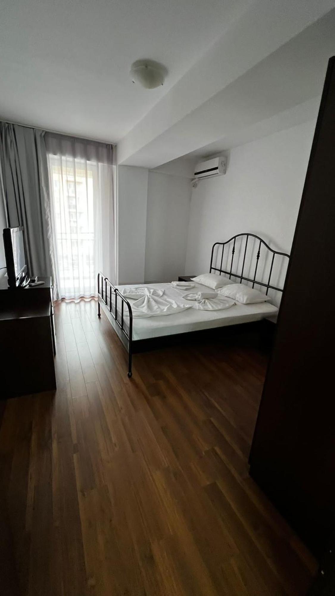 Summerland Apartmants mamaia nord Apartment Bagian luar foto